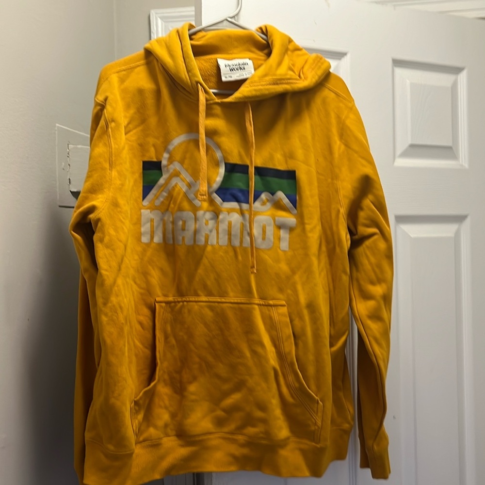 Marmot sweatshirt size xl